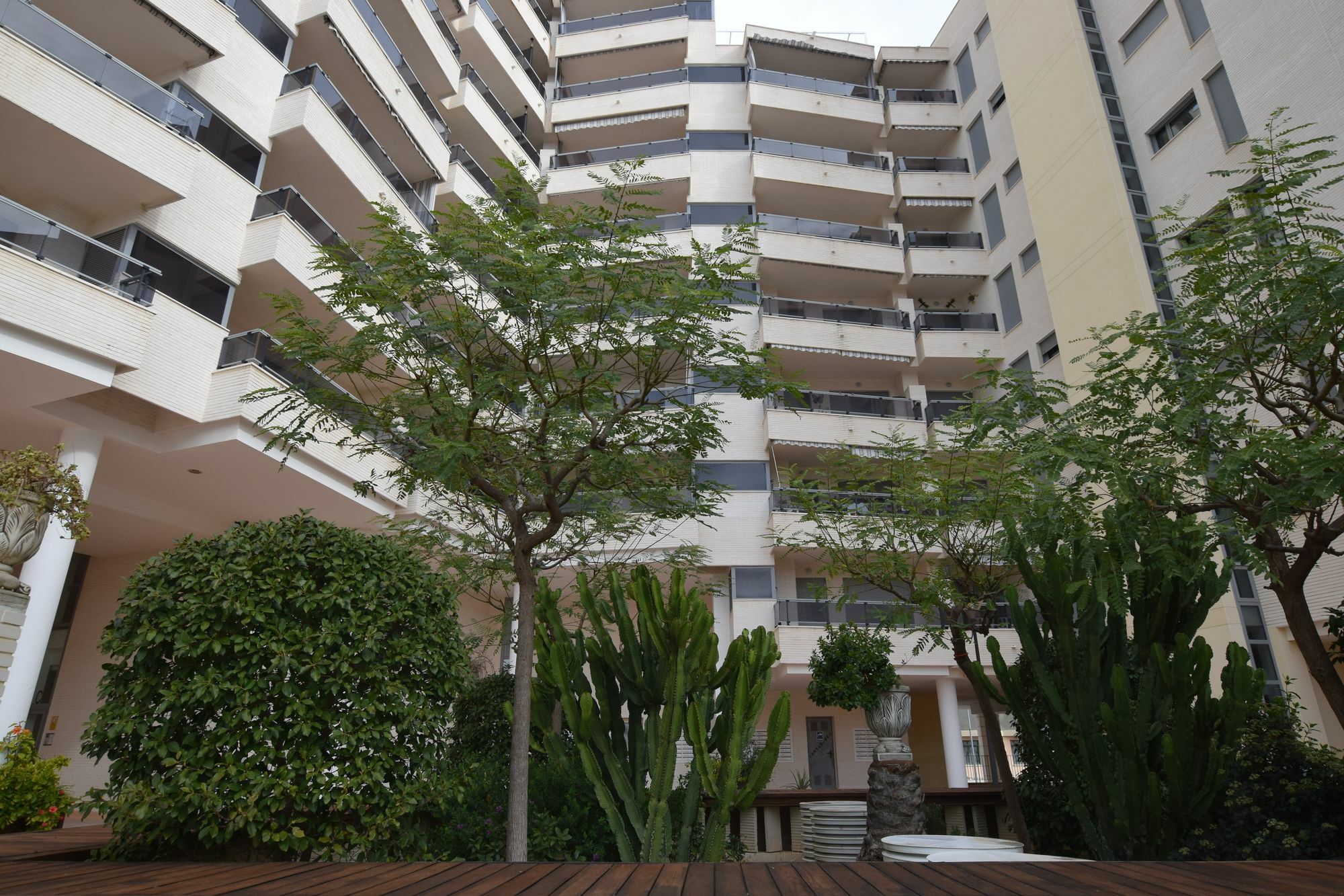 קלפה Plaza Mayor 2 Bedroom Apartment מראה חיצוני תמונה