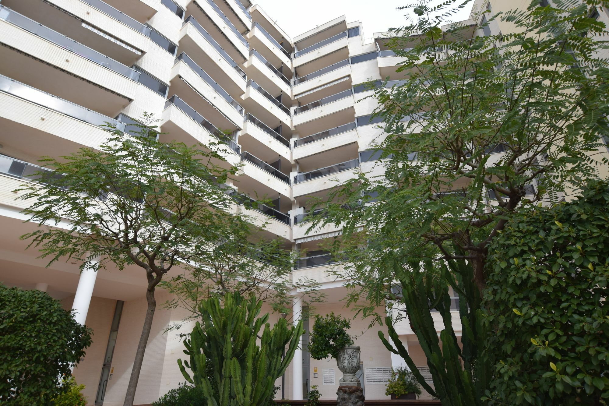 קלפה Plaza Mayor 2 Bedroom Apartment מראה חיצוני תמונה